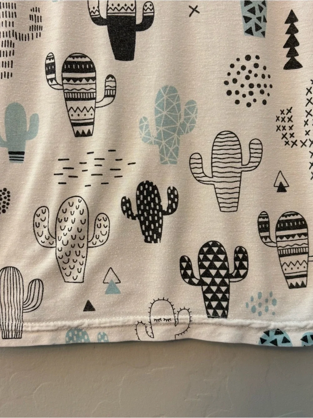 Little Sleepies OG white blue black cactus print long sleeve pajama top size 3T